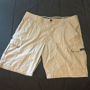 Men’s Wrangler shorts